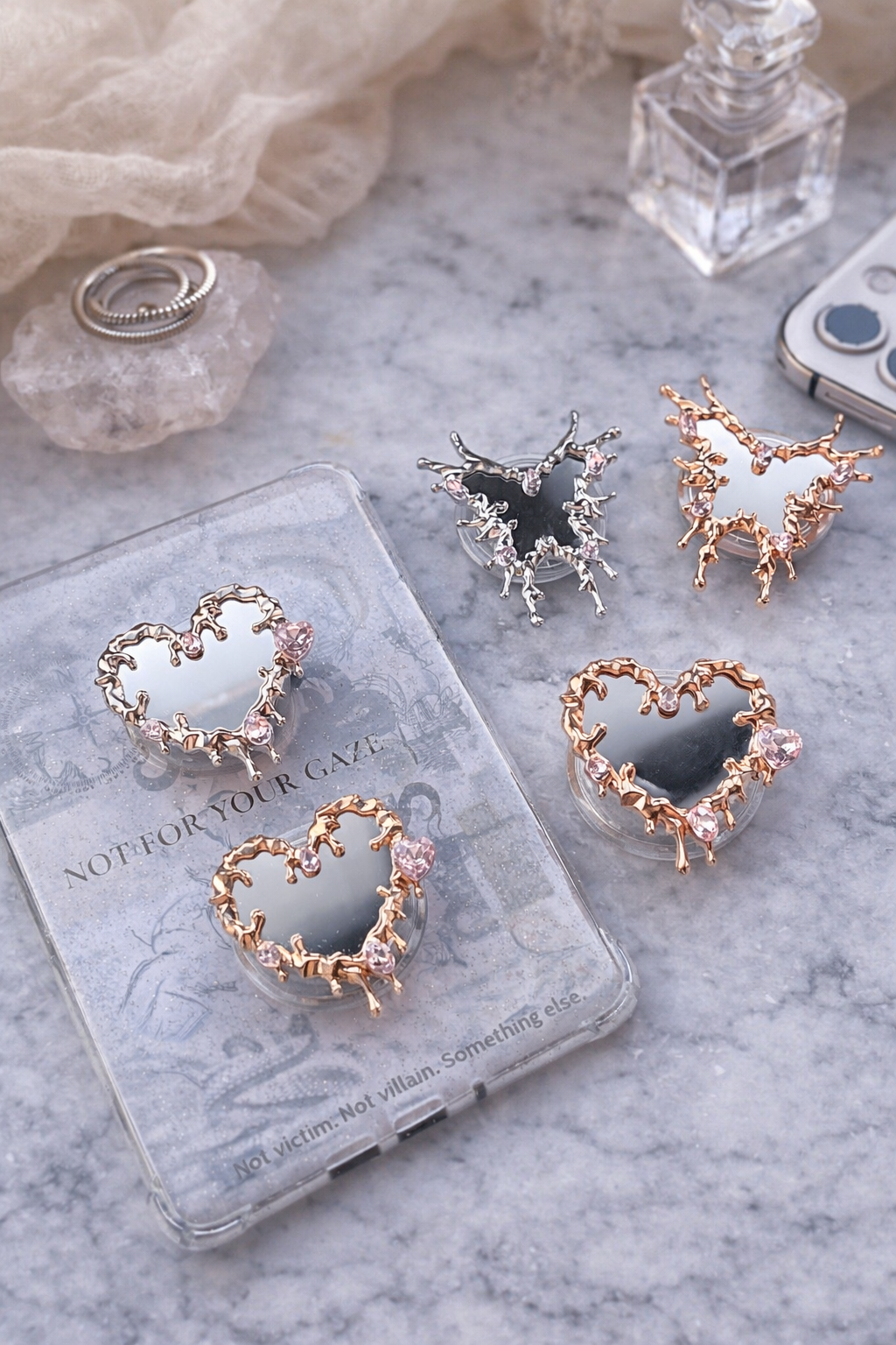 Romantic Gold Butterfly e-reader grip