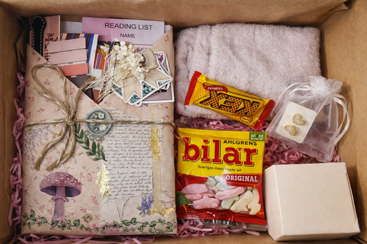 🌙 Luxury – Blind Date with a Book (box)