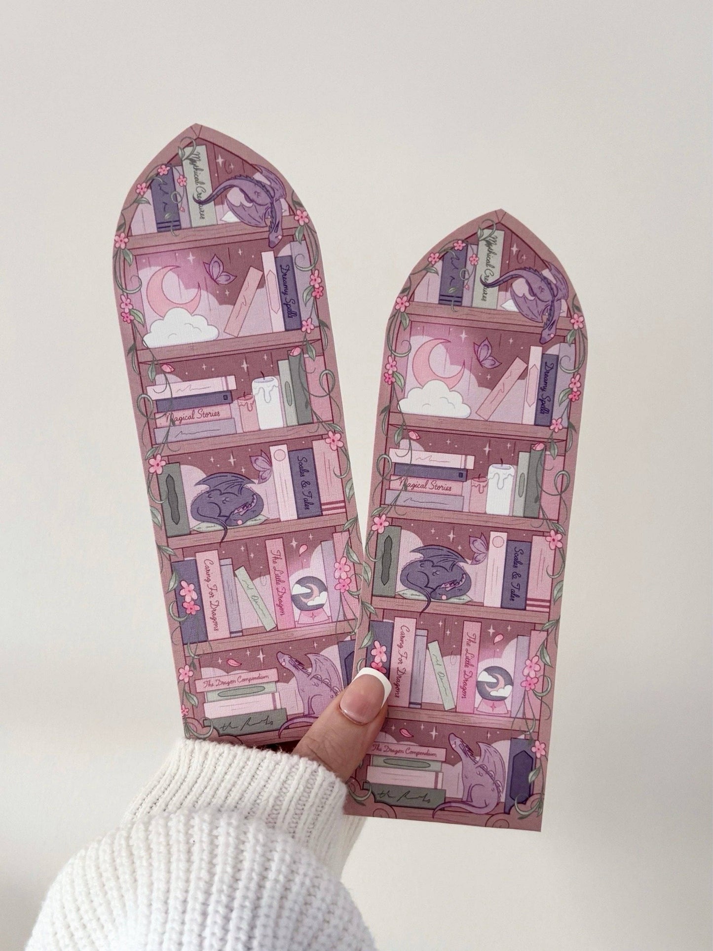 Sömniga Drakars Bokhylla Bokmärke